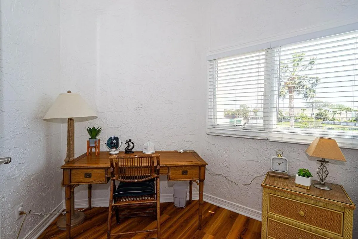 Lovely Townhome - Shoreline Towers Walk Beach Pool Destin Holiday home