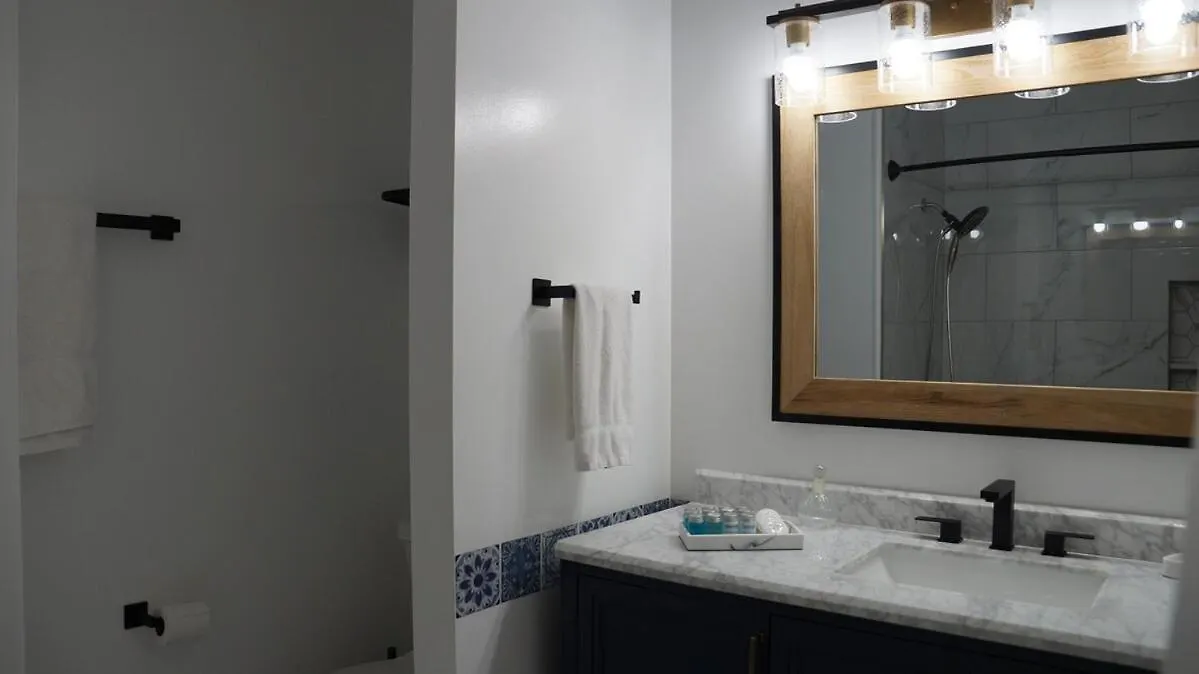 Lovely Townhome - Shoreline Towers Walk Beach Pool Destin 0*,