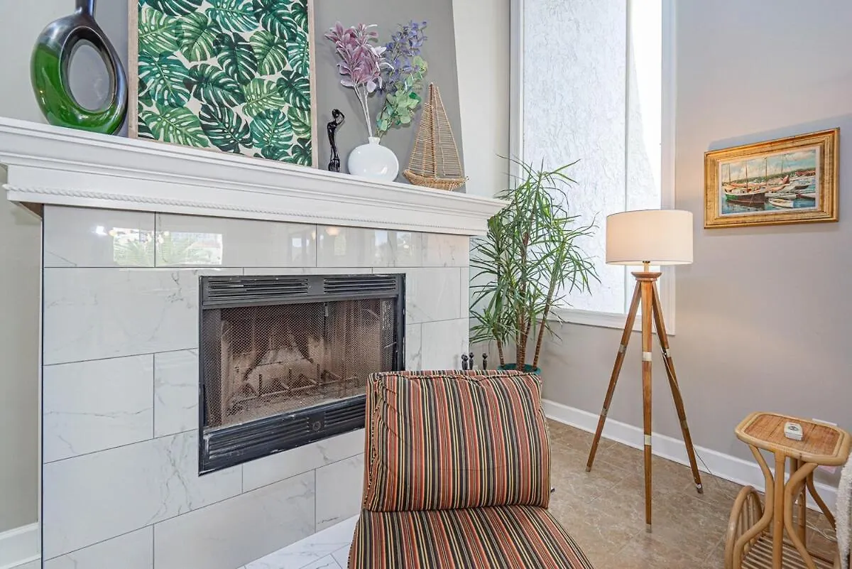 Lovely Townhome - Shoreline Towers Walk Beach Pool Destin
