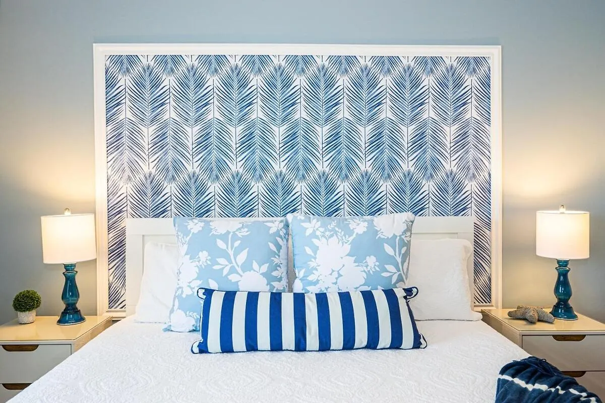 Holiday home Lovely Townhome - Shoreline Towers Walk Beach Pool Destin
