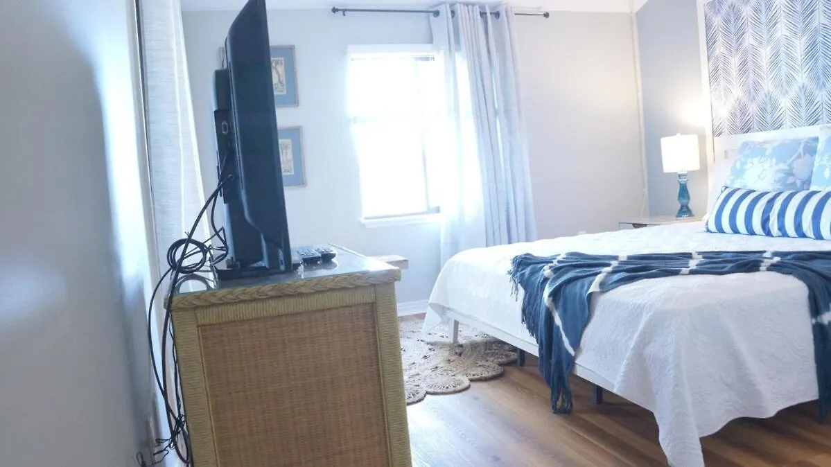 Lovely Townhome - Shoreline Towers Walk Beach Pool Destin United States