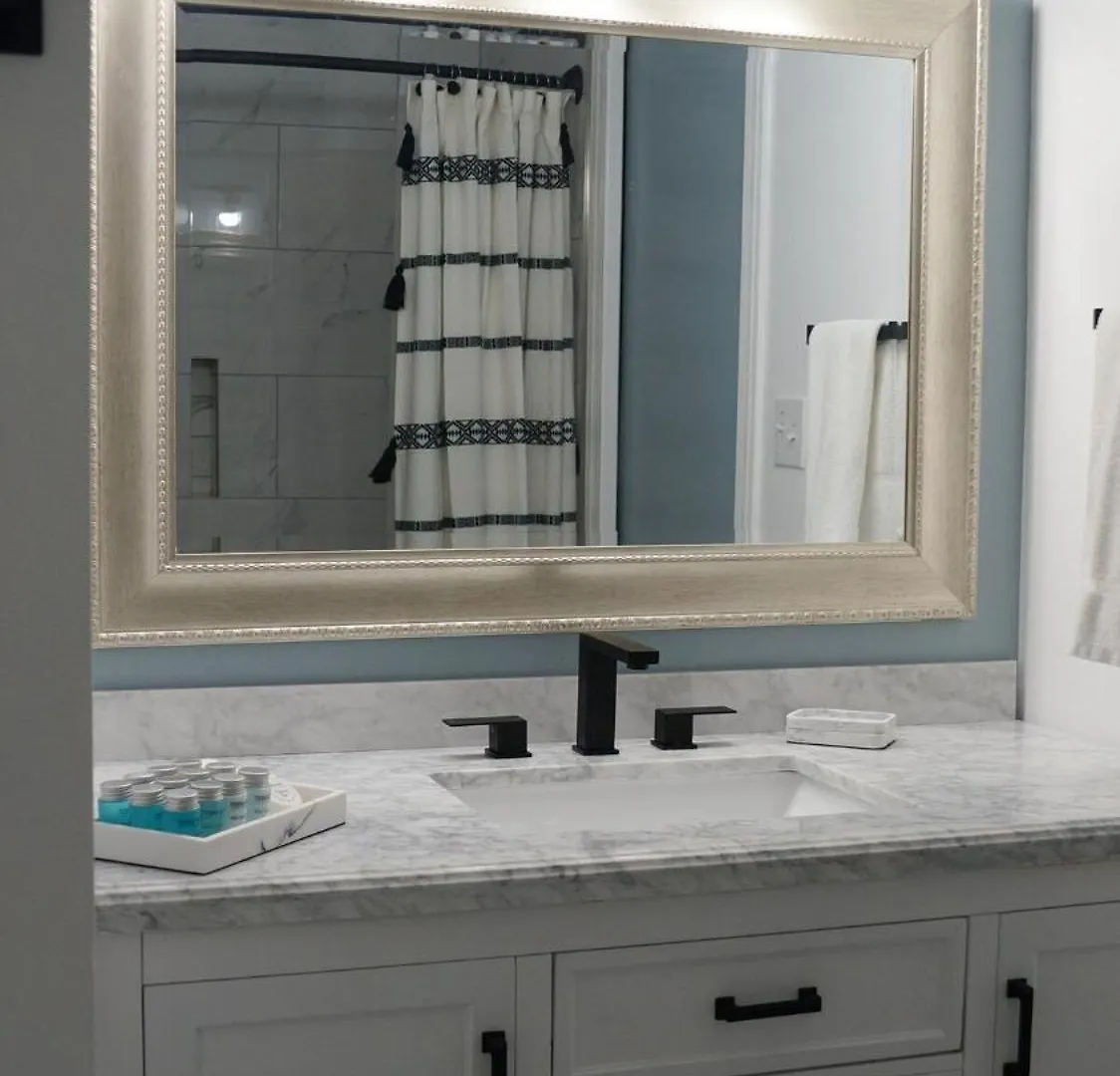 Lovely Townhome - Shoreline Towers Walk Beach Pool Destin Holiday home