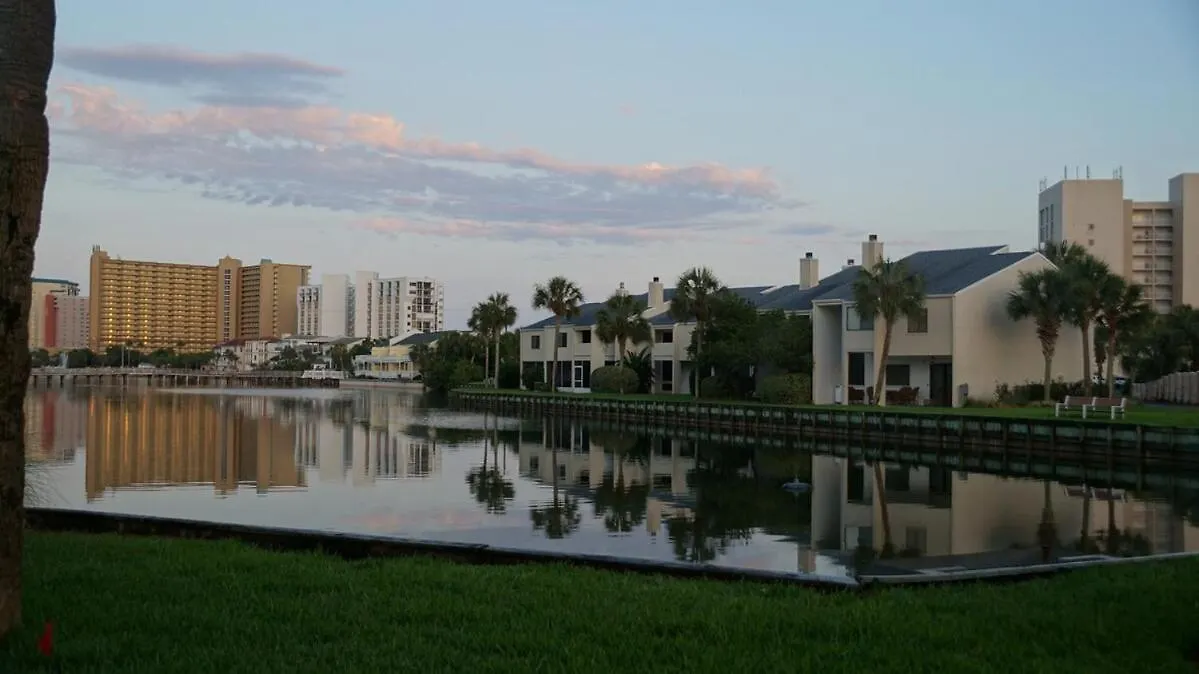 Holiday home Lovely Townhome - Shoreline Towers Walk Beach Pool Destin